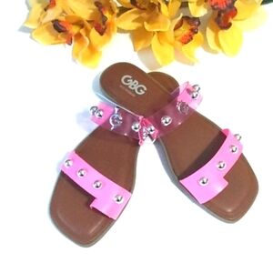 GBG Los Angles Pink Silver Stud Thong Sandals SIZE 8.5 NWOT